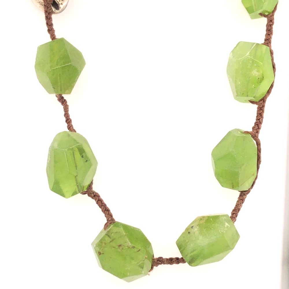 Chunky Peridot Choker - Picture 1 of 2
